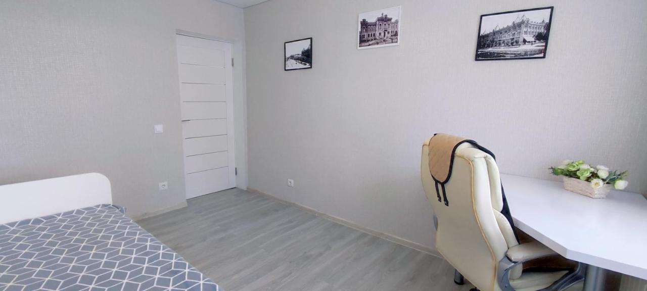 Large Apartment Near The Airport And City Center Κισινάου Εξωτερικό φωτογραφία