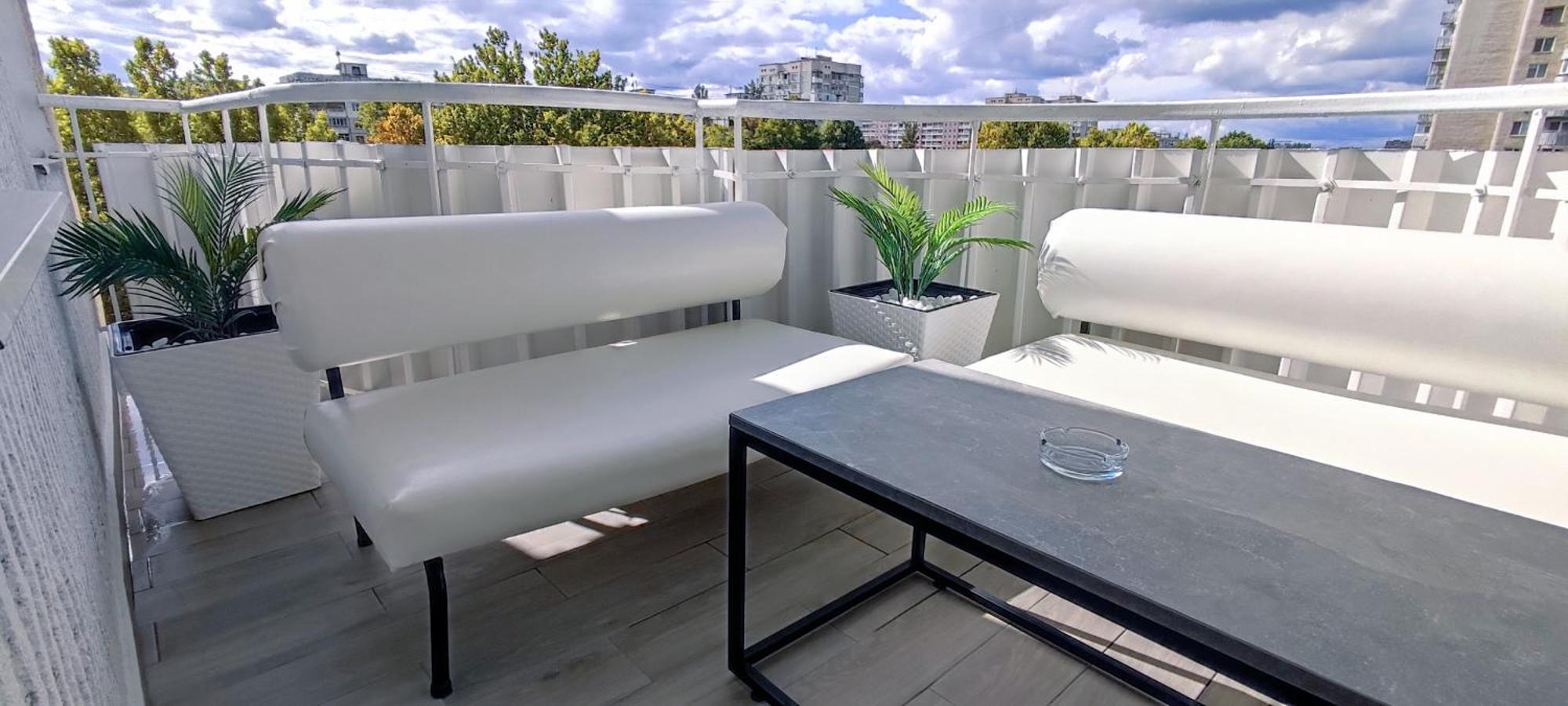 Large Apartment Near The Airport And City Center Κισινάου Εξωτερικό φωτογραφία