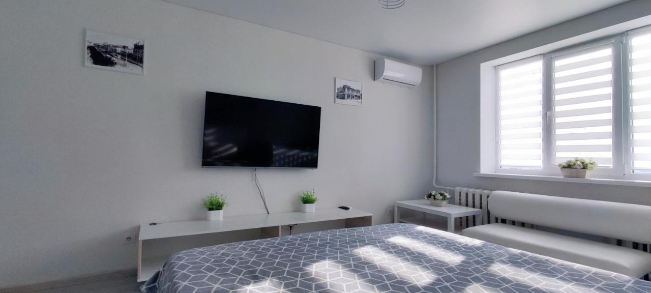 Large Apartment Near The Airport And City Center Κισινάου Εξωτερικό φωτογραφία